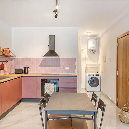 Beautiful 1br With Balcony Close To The By 360 Estates San Pawl il-Baħar