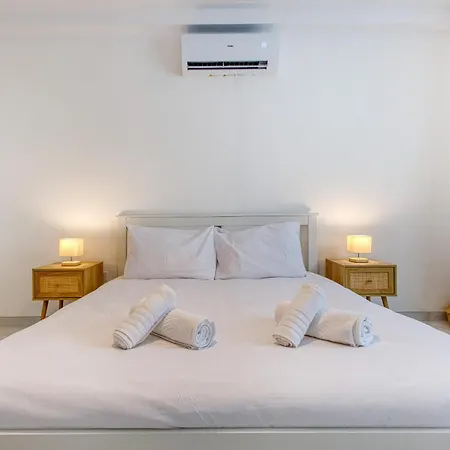 Beautiful 1br With Balcony Close To The By 360 Estates